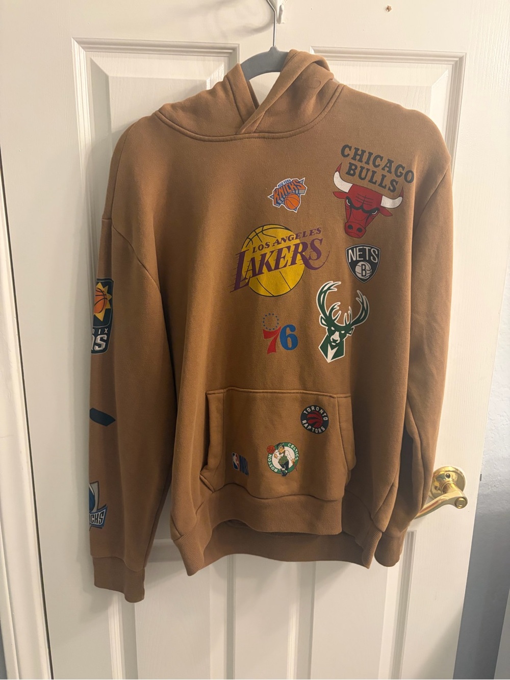 NBA x Hollister Team Logos Hoodie - Brown